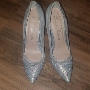 Lauren Lorraine pointed toe pump